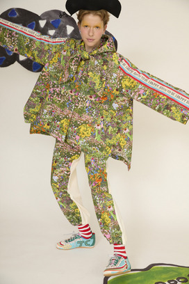 1.Happy flower field hoodie blouson 詳細画像