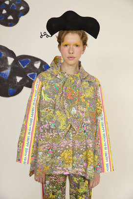 1.Happy flower field hoodie blouson 詳細画像