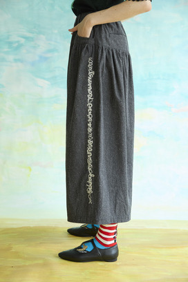 50.Playful Line pants 詳細画像