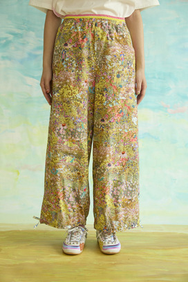 2.Happy flower field pants