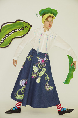 60.Print denim skirt