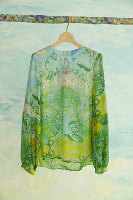 42.Born happy blouse 詳細画像