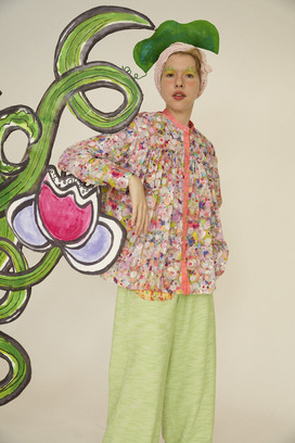 74.Floral dot blouse