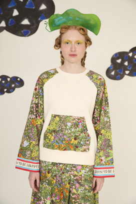 5.Happy flower field docking tops