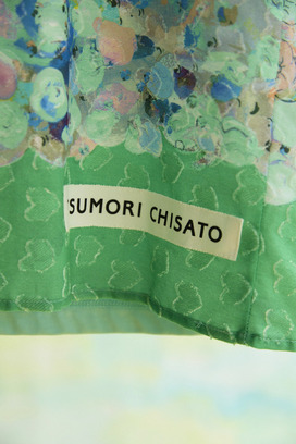 76.Floral dot tops 詳細画像