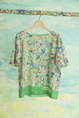 76.Floral dot tops 詳細画像