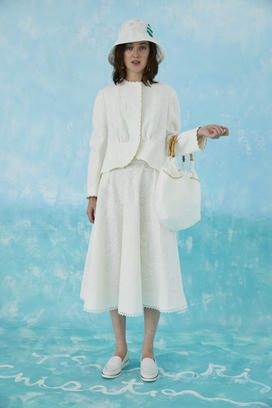 SWAN LACE QUILT  JACKETS