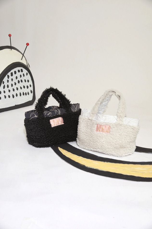 MOUNTAIN QUILT TOTE 詳細画像 black 8