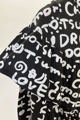 TC WORD PRINT LONG SLEEVES T-SHIRT 詳細画像