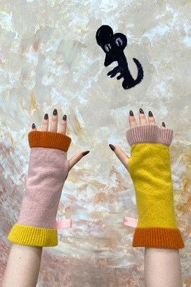 CASHMERE GLOVES