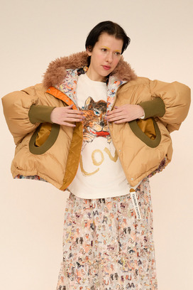 MANY FUNNY CATS DOWN JACKET 詳細画像