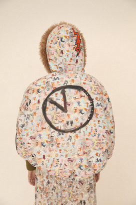 MANY FUNNY CATS DOWN JACKET 詳細画像