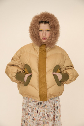 MANY FUNNY CATS DOWN JACKET 詳細画像