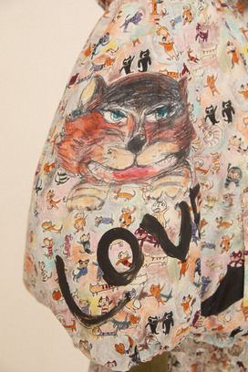 MANY FUNNY CATS DOWN JACKET 詳細画像