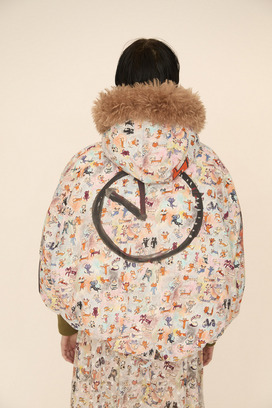MANY FUNNY CATS DOWN JACKET 詳細画像