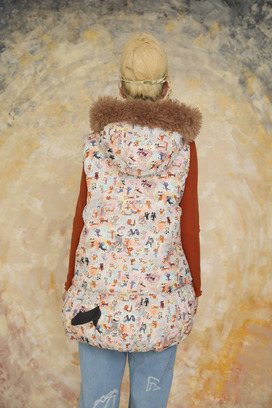 MANY FUNNY CATS DOWN LONG VEST 詳細画像