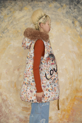 MANY FUNNY CATS DOWN LONG VEST 詳細画像