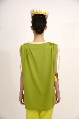 BLOOM GIRL GARDEN PRINT T-SHIRT 詳細画像