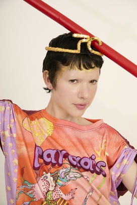 BLOOM GIRL GARDEN PRINT T-SHIRT 詳細画像