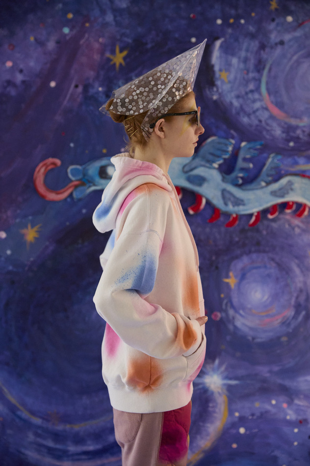 73.Kiraneko spray dye urake Hoodie 詳細画像 light blue 8