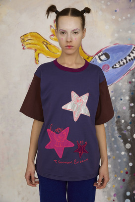 22.Alien Embroidery T-shirt