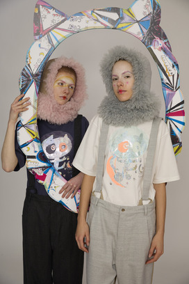 18.Cat on the moon T-shirt 詳細画像