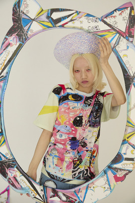 44.Dancing universe T-shirt 詳細画像